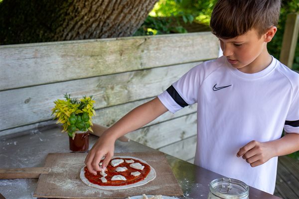 making pizzas