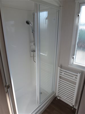 Caravan 3 shower