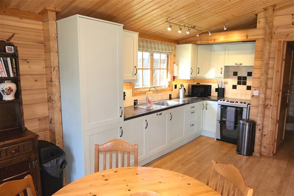 Bullrush kitchen