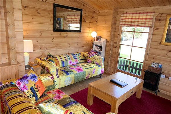 River Birch Lounge