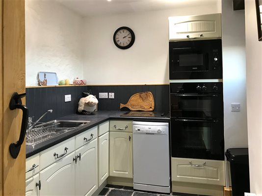 Cuckoo Cottage kicthen