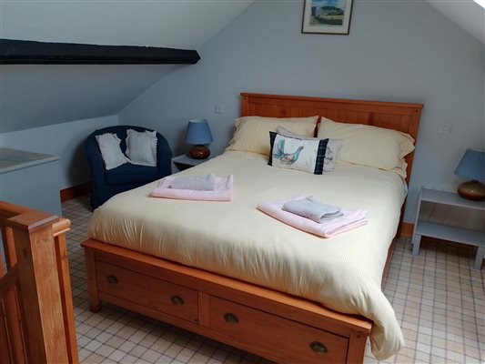 Cuckoo Cottage bedroom