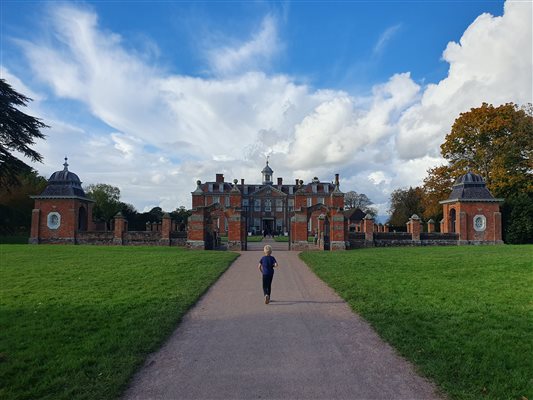 Hanbuty Hall Walks National Trust