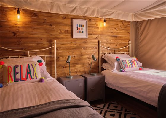 Beech Glamping Twin Bedroom