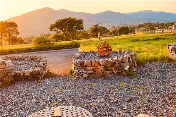 mountain sunset views snowdonia accommodations farm holidays dog friendly