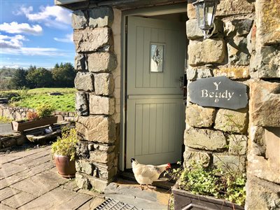 Snowdonia Holidays ~ Tyddyn du Farm