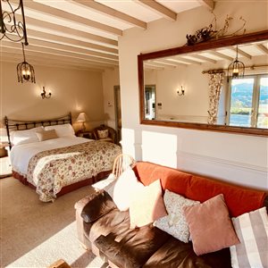 Snowdonia Holidays ~ Tyddyn du Farm