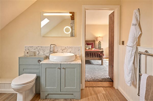 Master Ensuite