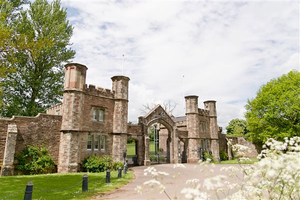 gatehouses