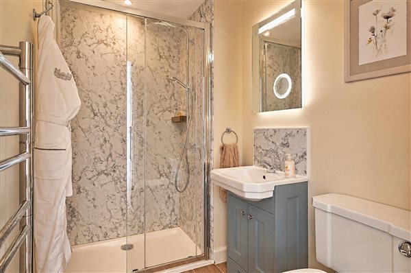 Ensuite