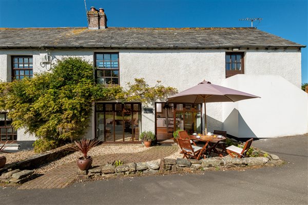 Annas Cottage exterior