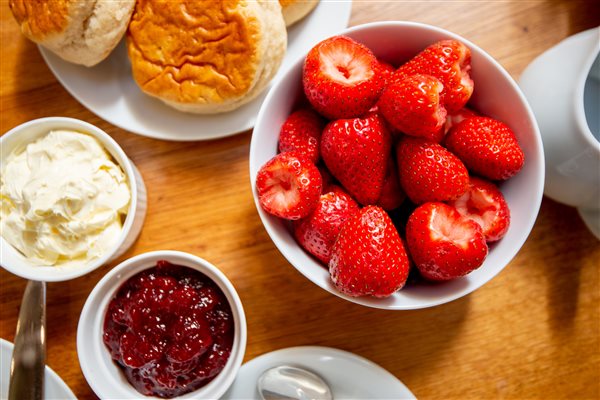 Cornish cream tea