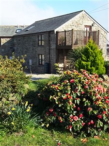Tredinney Farm Cottages