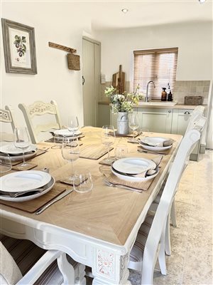 The Cottage at Yew Tree Farm Holidays kitchen table