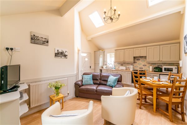 Moncrate living area