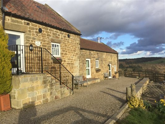 The Byre & The Granary