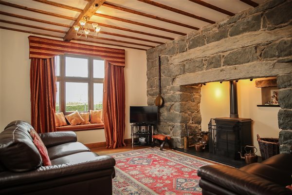 Farm Wing lounge