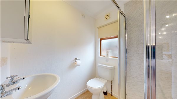 studio 2adults 2 kids