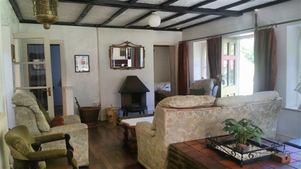 The Keeper's Cottage. Lounge