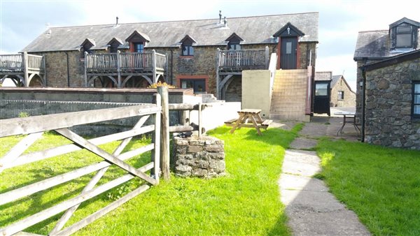The Dairy. Interconnects with Stables Cottage and Hayloft