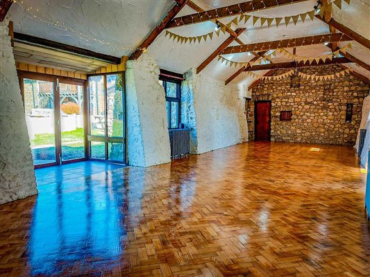 Stone Barn - Available for hire