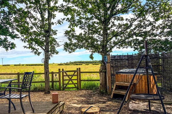 ash lodge hot tub