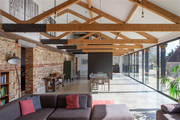 The Cattle Shed living