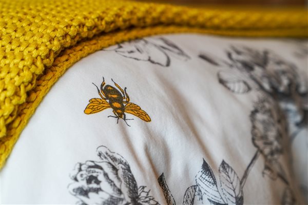 bumble bee joules bedding
