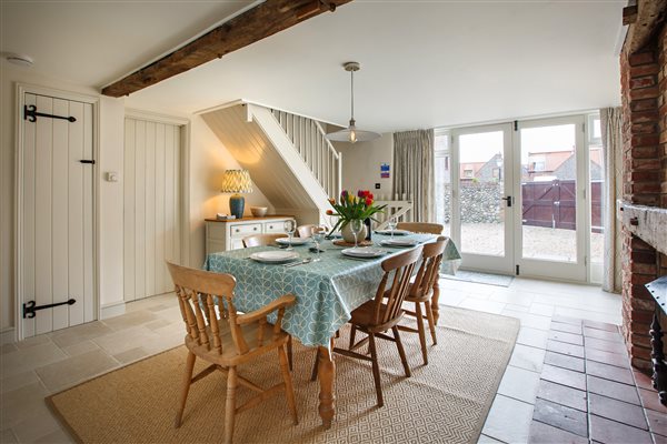 Flintstone dining room