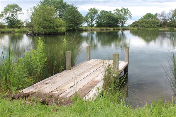 lake jetty