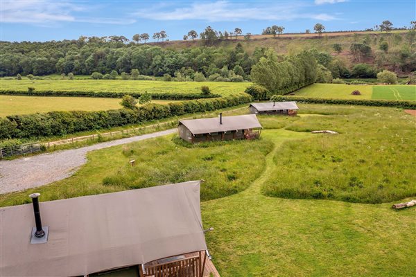 Herefordshire glamping safari tents river Wye