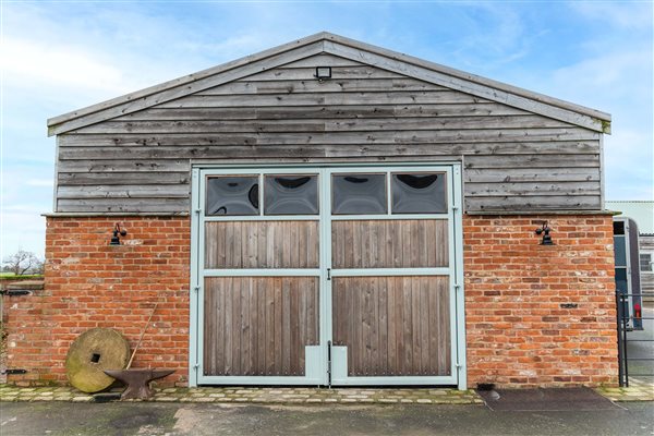 Stables Stables