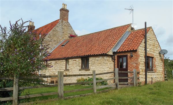 Apple Tree Cottage Front