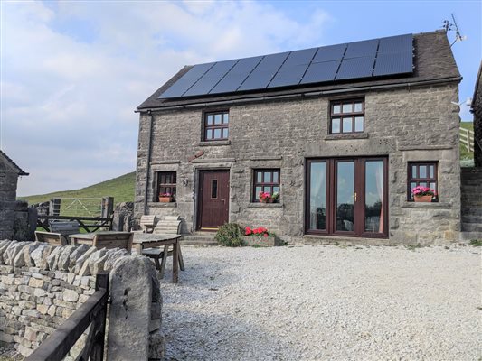 The Coach House, nr Alstonefield, Peak District