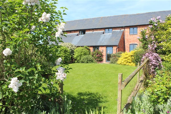 North Mere gardens